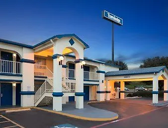 Travelodge By Wyndham Killeen/fort Hood 2*